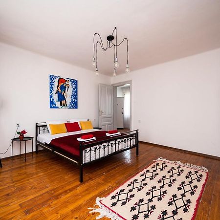 Authentic Design 2Bdr Apartment In Old Town Sarajevo Exterior photo