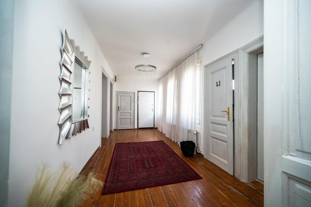Authentic Design 2Bdr Apartment In Old Town Sarajevo Exterior photo